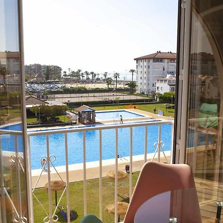 A 100M De Playa Piscina Y Todos Los Servicios Lejlighed Torrox Eksteriør billede