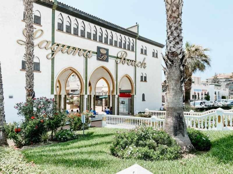 A 100M De Playa Piscina Y Todos Los Servicios Lejlighed Torrox Eksteriør billede