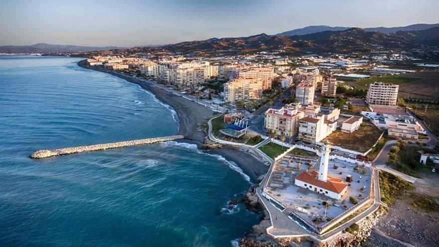 A 100M De Playa Piscina Y Todos Los Servicios Lejlighed Torrox Eksteriør billede